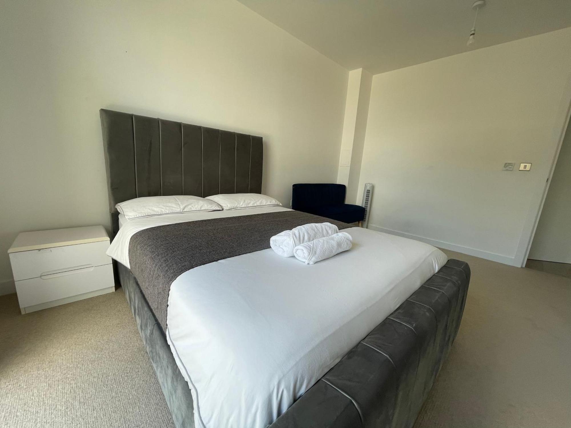 Riverside Rooms And Apartments London Ngoại thất bức ảnh